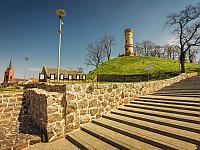 Wieża widokowa w Cedyni po rewitalizacji. Uroczyste otwarcie odbyło się 28 kwietnia 2021 r. Fot. UM w Cedyni.