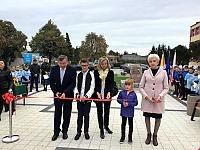 W oficjalnym zakończeniu inwestycji, wspartej środkami z RPO WZ, udział wziął wicemarszałek województwa Jarosław Rzepa oraz burmistrz Stanisława Bodnar. W oficjalnym zakończeniu inwestycji, wspartej środkami z RPO WZ, udział wziął wicemarszałek województwa Jarosław Rzepa oraz burmistrz Stanisława Bodnar.