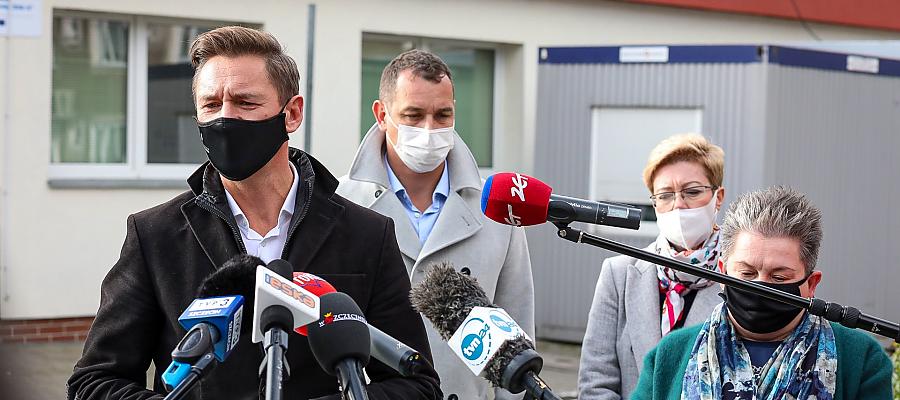 Zobacz Rusza program testów przesiewowych na obecność przeciwciał SARS-COV 2