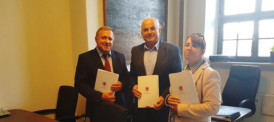 Inwestycje w Pełczycach. Będzie rewitalizacja i czysta woda Inwestycje w Pełczycach. Będzie rewitalizacja i czysta woda