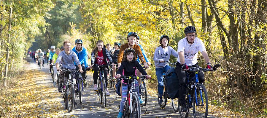Pół tysiąca rowerzystów otworzyło trasę Siekierki – Trzcińsko Zdrój! Pół tysiąca rowerzystów otworzyło trasę Siekierki – Trzcińsko Zdrój!